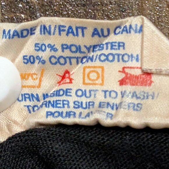 90's Voodoo Airforce T-Shirt Single Stitch Made in Canada Size - XL - Picture 5 of 8